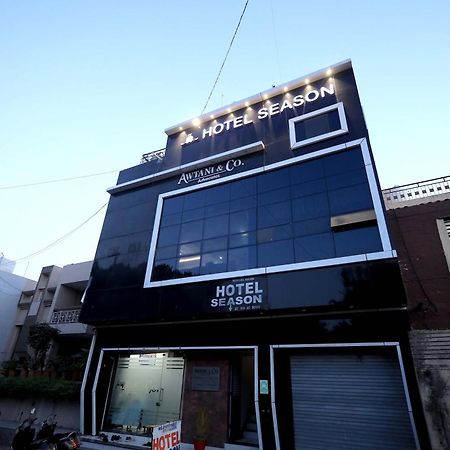 Hotel Season Ahmedabad Exterior foto