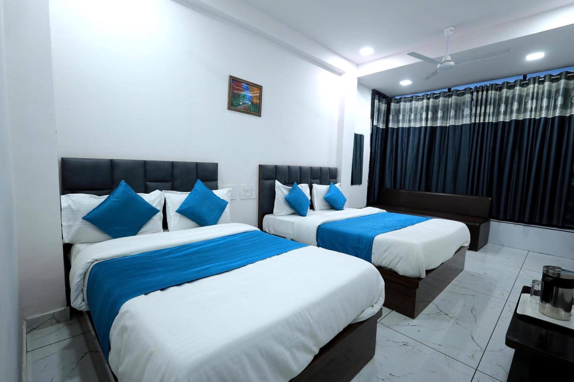 Hotel Season Ahmedabad Exterior foto