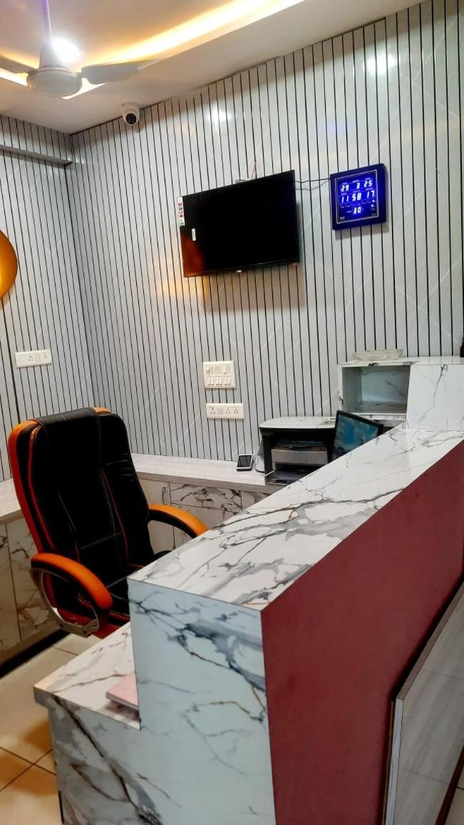 Hotel Season Ahmedabad Exterior foto